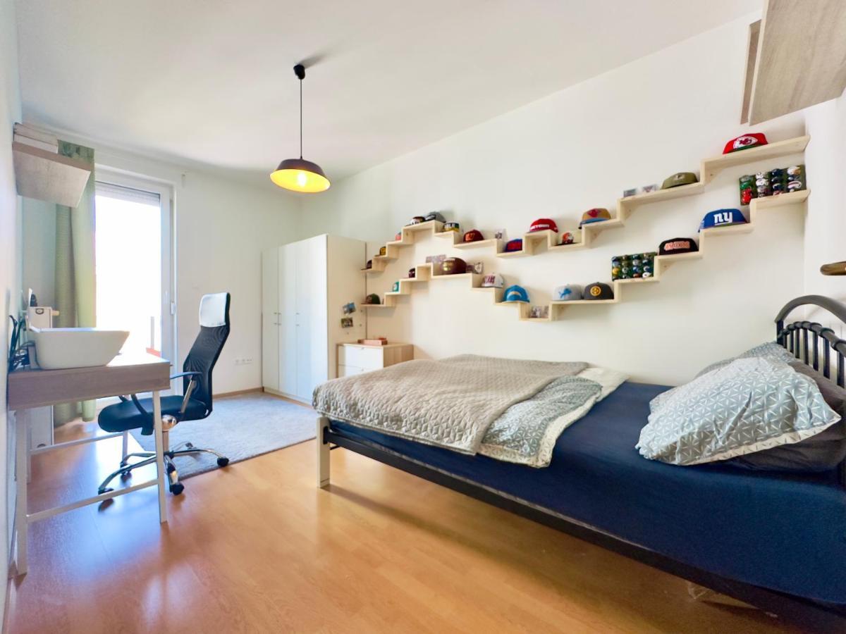 Corvin City Apartment - Free Parking- Budapest Exterior foto